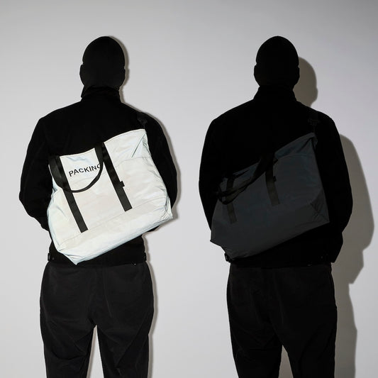 BLACK REFLECTIVE TOTE / PACKING