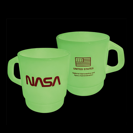 蓄光 × NASA。ずるいマグ。