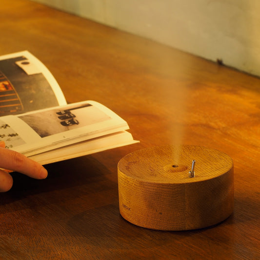 家具のようなアロマ加湿器