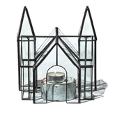 キャンドルの光を飾る、小さなステンドグラスハウス