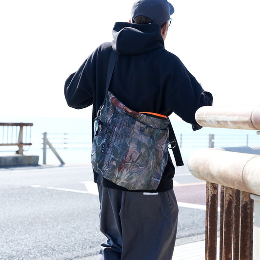 メッシュ・ショルダーバッグ