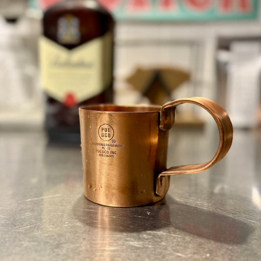 ハイボールが見えてくる、銅製マグ