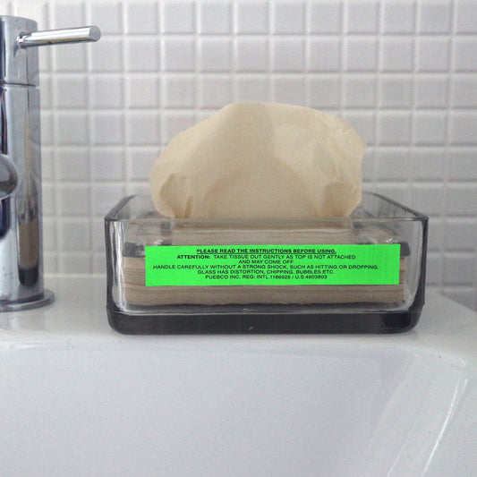 ガラスのティッシュケース