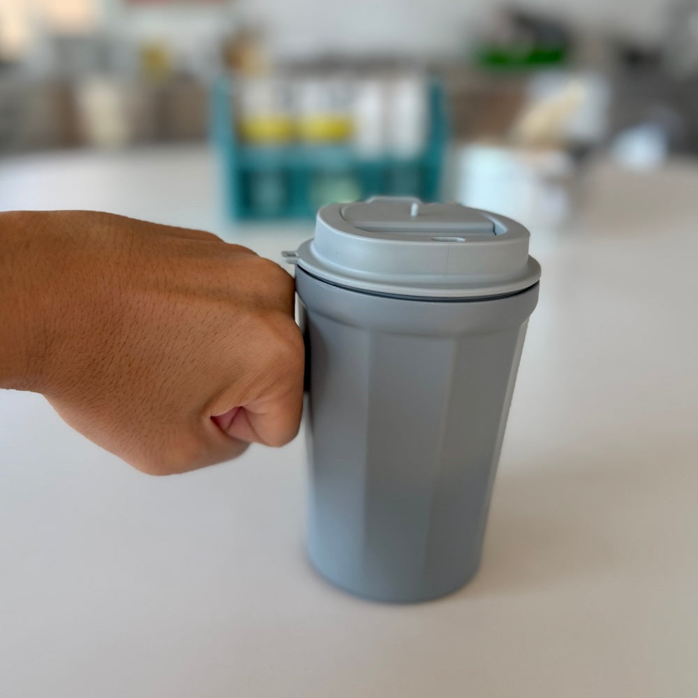 倒れないタンブラー