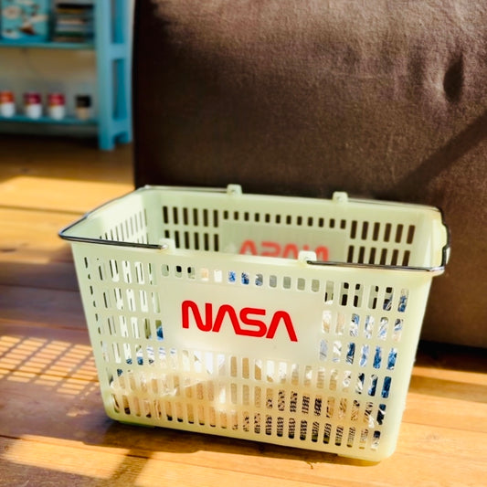蓄光 × NASA。ずるいバスケット。