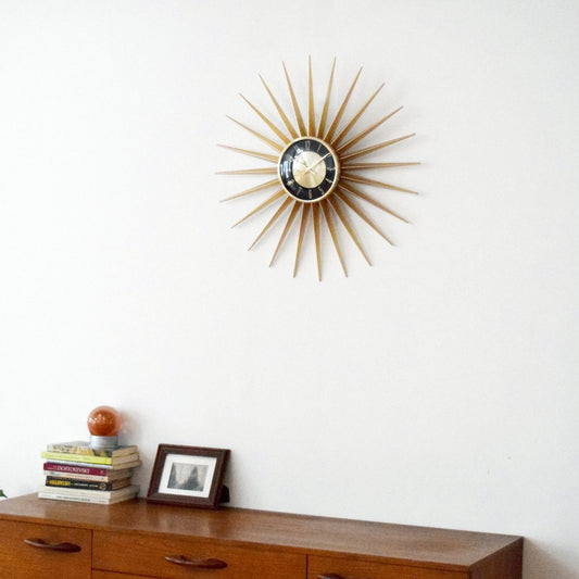 ミッドセンチュリーテイストなウォールクロック