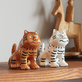 虎の縁起オブジェ(リングホルダー付き)