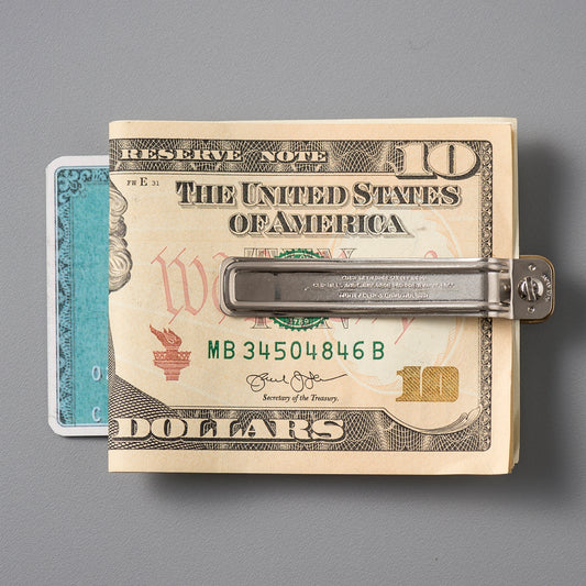 無骨で頼れるマネークリップ