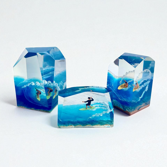 “美味しい瞬間”を留めたサーフ・トリップキューブ / AUMBAK CRYSTAL CUBE