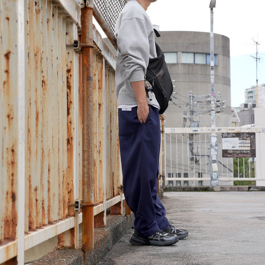シルエットも快適さも、やみつきパンツ(HATCH限定商品)