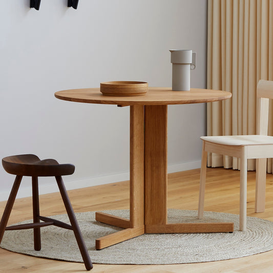 Trefoil Table / FORM & REFINE