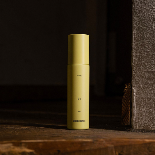 清潔感と色気を演出するヘアオイル / HAIR OIL 31