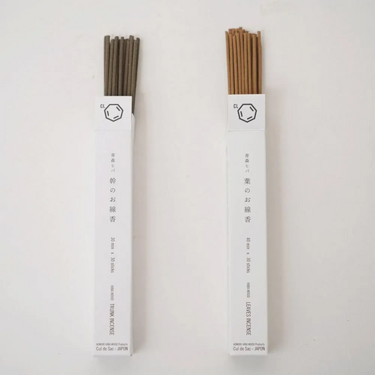 青森ヒバの幹と葉を使ったお香 / Cul de Sac