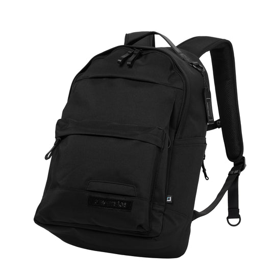 洗練とタフさを兼ね備えたデイパック / WHITEÂGE MOD.NAVY Daypack