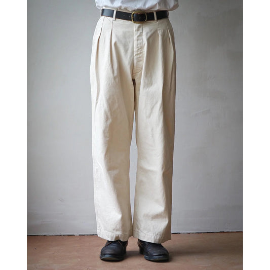 2tak Trousers Ivory / Nuu