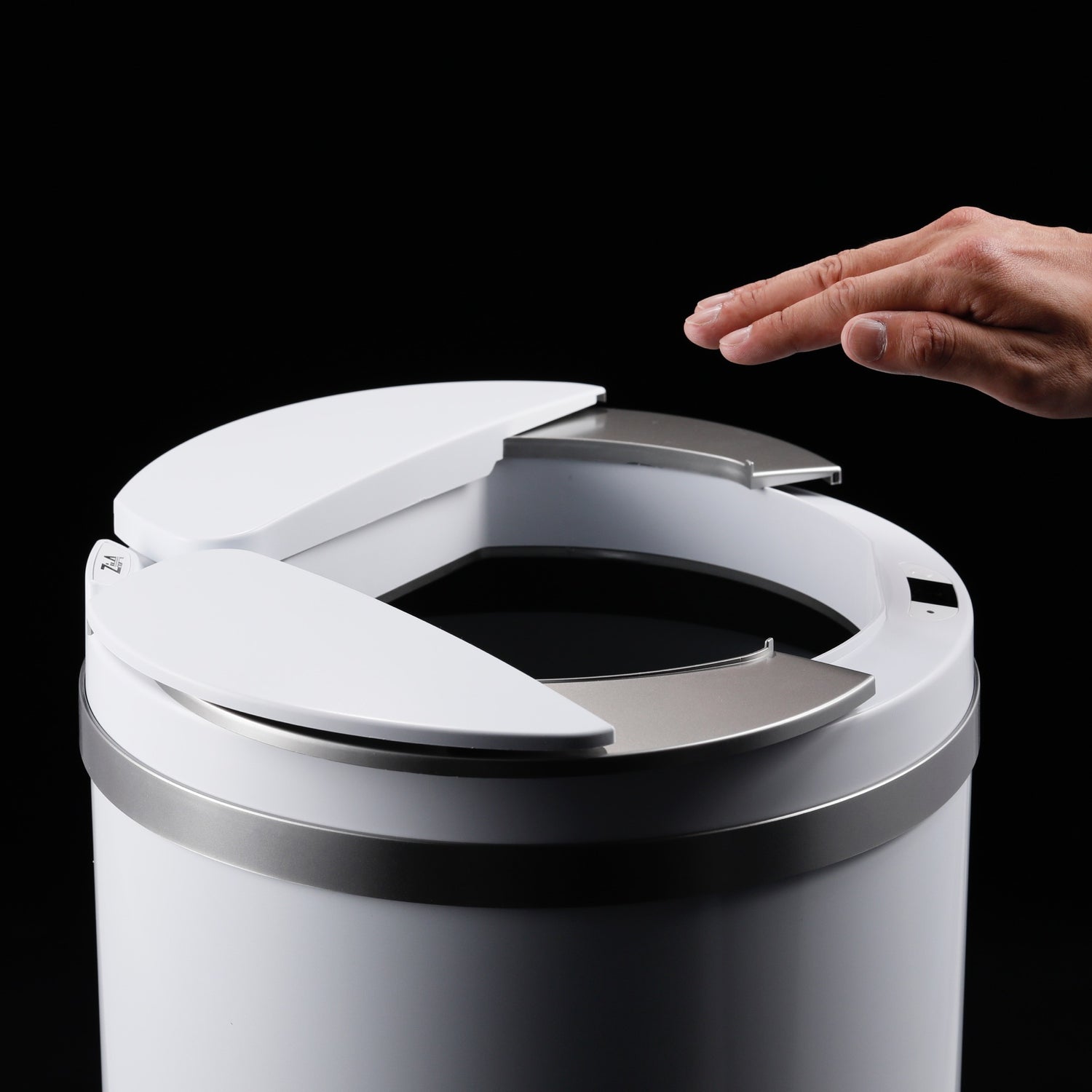 横開きが便利!自動開閉ゴミ箱 ZitA 30L – HATCH 横開きが便利!自動開閉ゴミ箱 ZitA 30L – HATCH