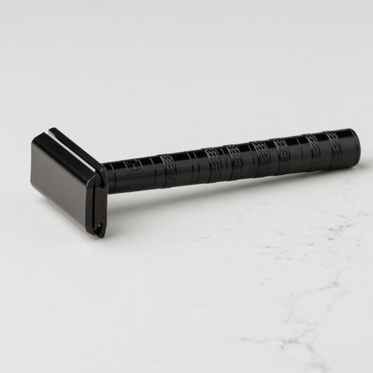 肌に優しいのにしっかり剃れる!超精密構造シェーバー HENSON AL13